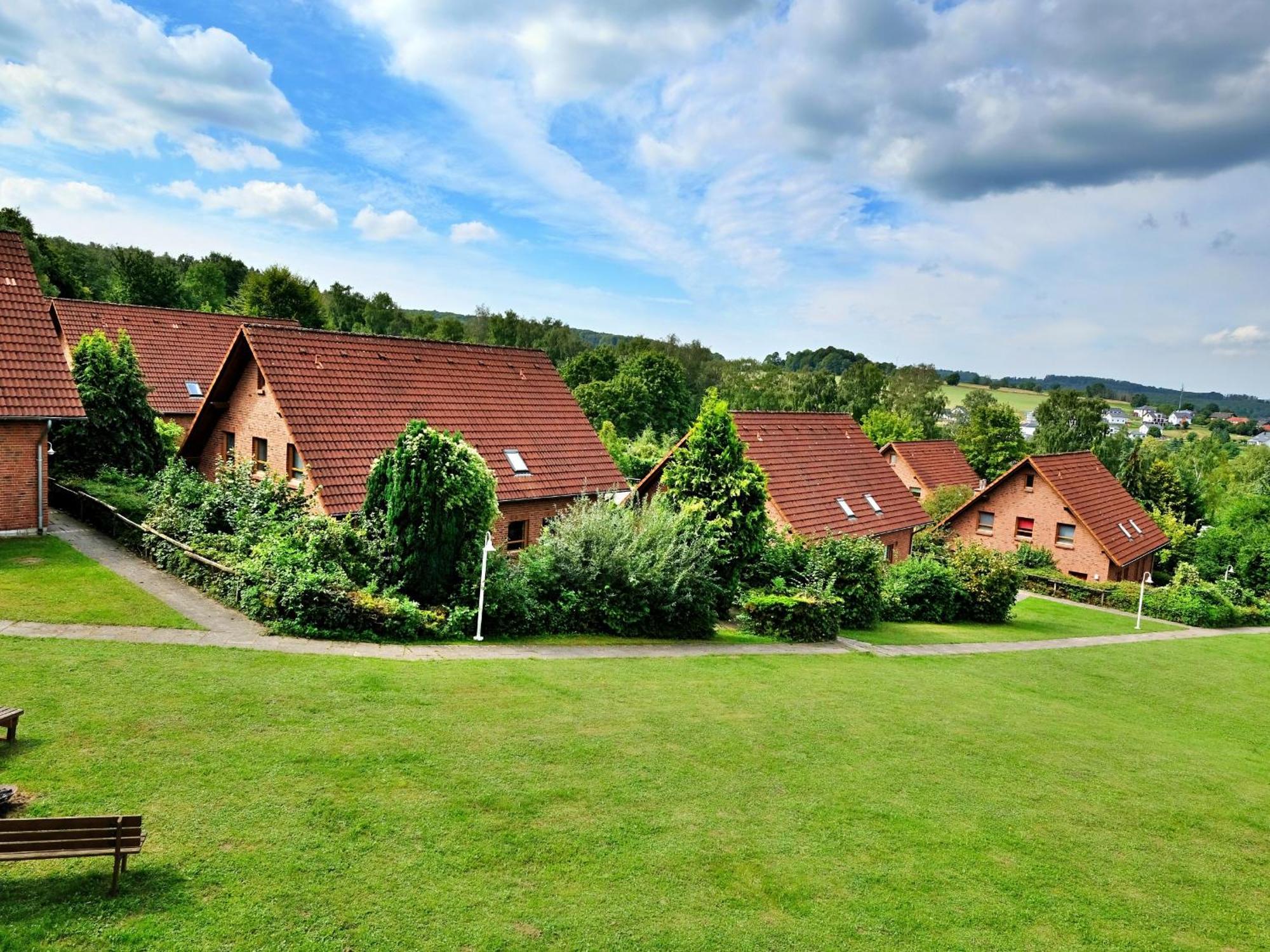 Natur-Ferienpark Nieheim ภายนอก รูปภาพ